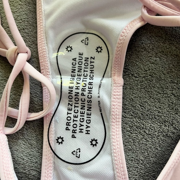 Pink bow bikini set- brand new - Picture 3 of 4